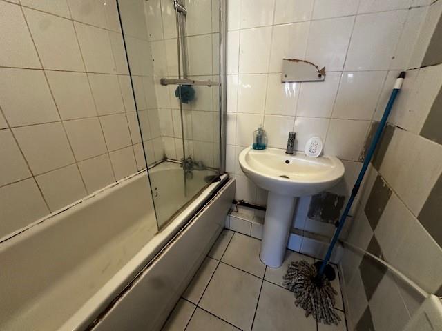 Flat , Sandown Court, Avenham Lane, PR1 3UQ